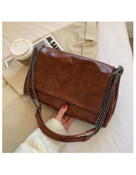 go-to chain leather bag